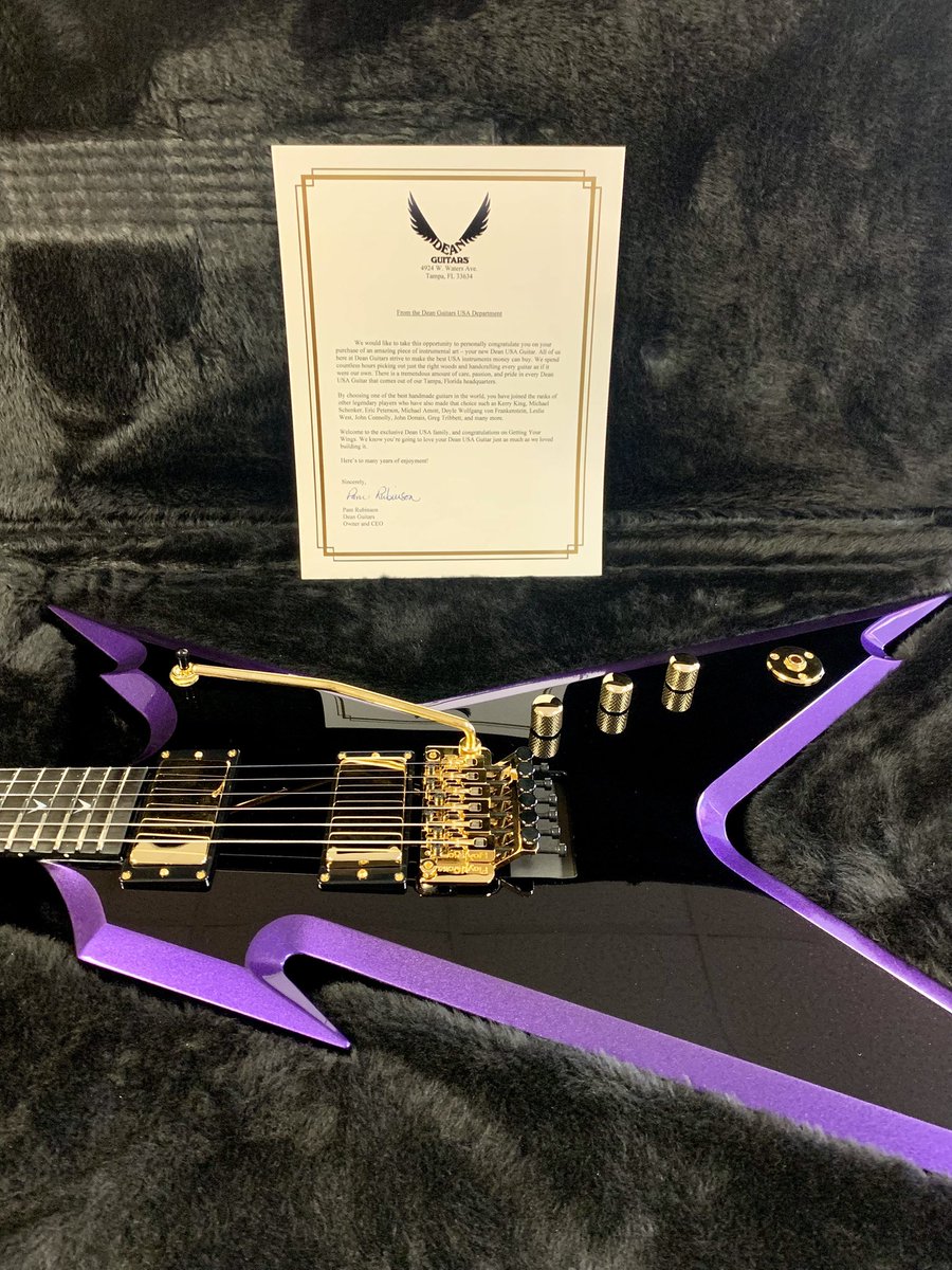 RoyRogers_HTMS's tweet image. This amazing guitar 🎸 sold to a state of Texas resident 🤘🤘😎