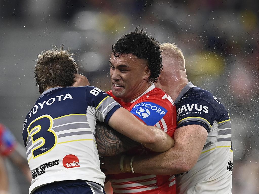 MCarayannis's tweet image. Jaydn Su’A’s season set to be over dailytelegraph.com.au/sport/nrl/jayd… via @dailytelegraph @DaveRic1