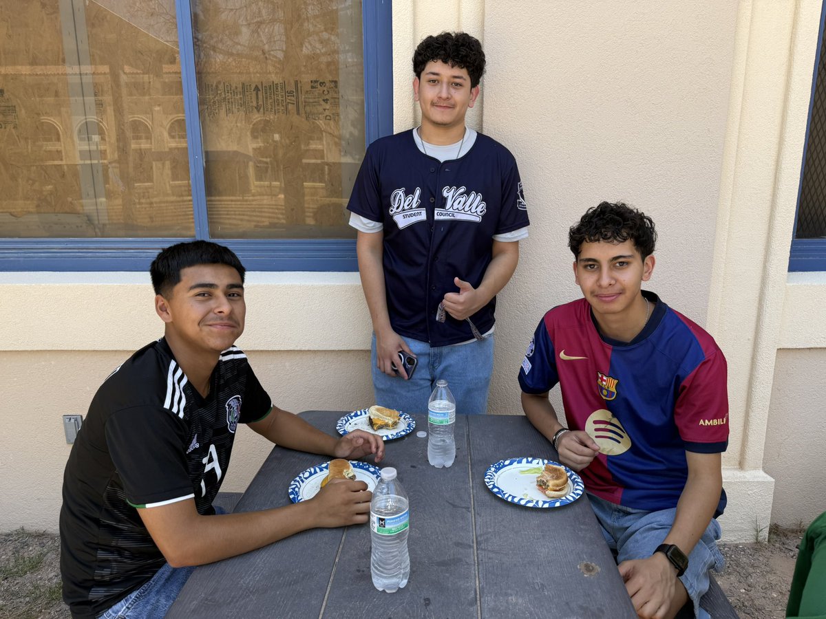 We fired up the grill today for our faculty and staff tailgate party! We are ready for the new school year! Let’s GO! #OFOD #THEDISTRICT #Stuco #TASC #DistrictIX @dvhsyisd @ysletaisd <a href="/TASC_StuCo/">TASC</a> <a href="/District9StuCo/">District IX StuCo</a> @NatStuco <a href="/cmlopez1/">Christopher M. Lopez</a>
