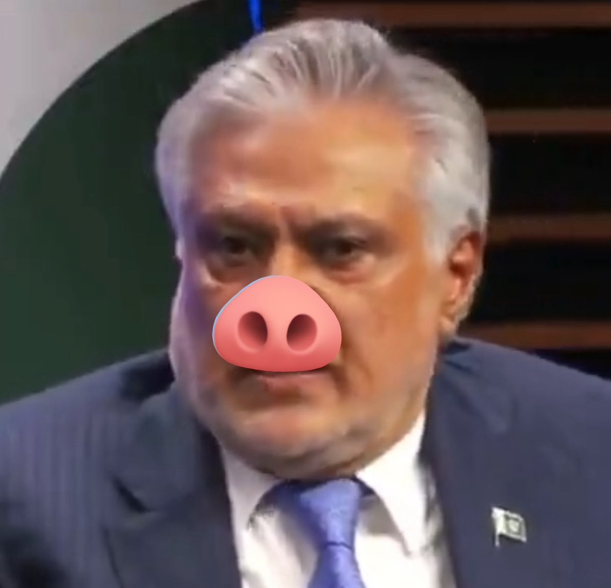 لازمی سور پر لعنت بھیجیں اپنا فرض سمجھ کر