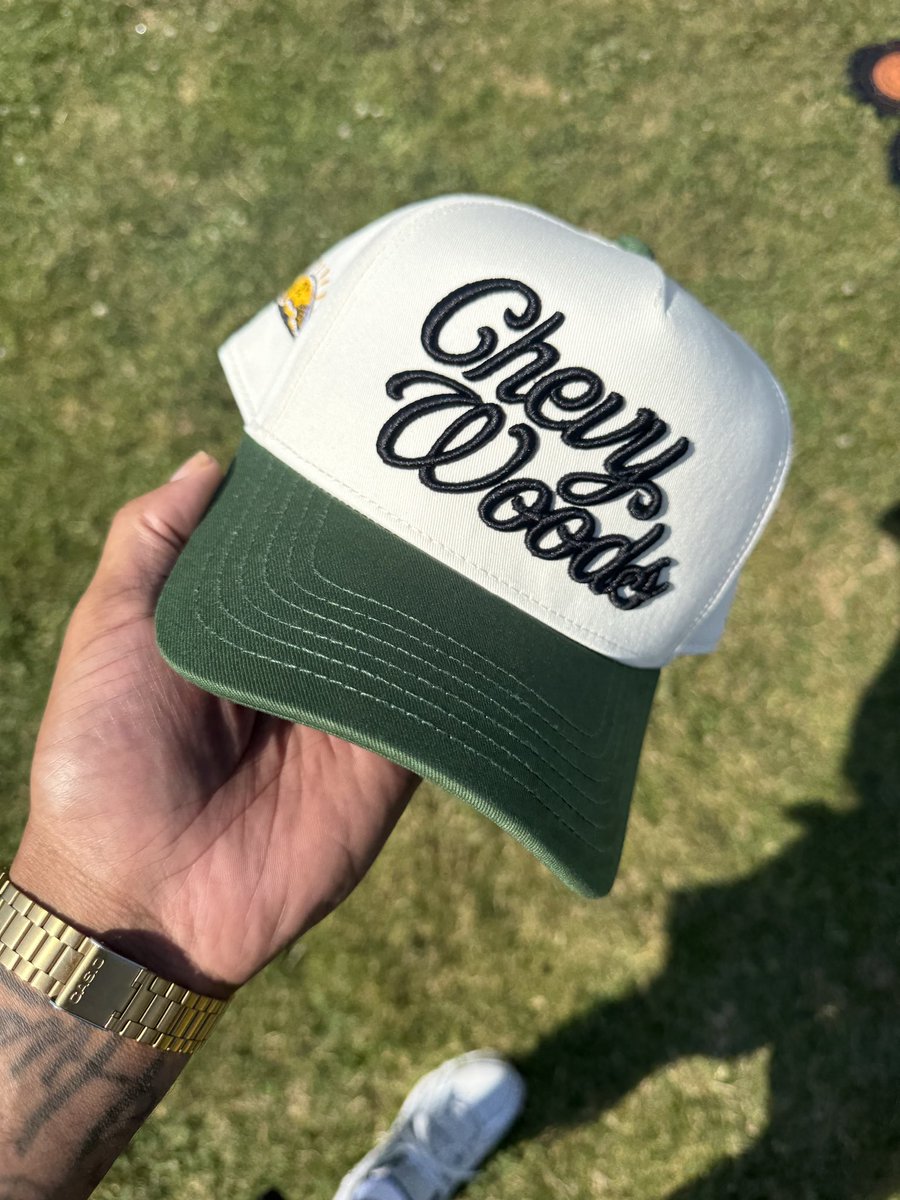 CHEVYWOODS's tweet image. I’m thinking red next 🩸