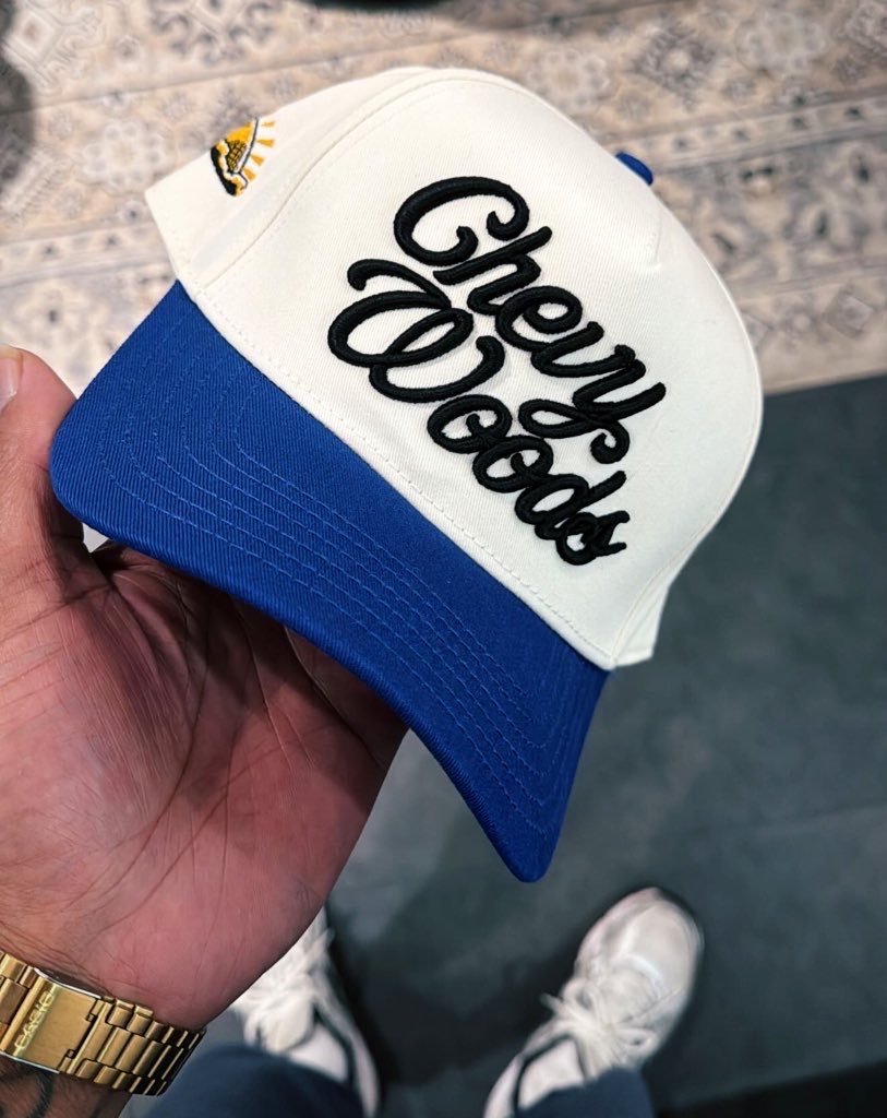 CHEVYWOODS's tweet image. I’m thinking red next 🩸