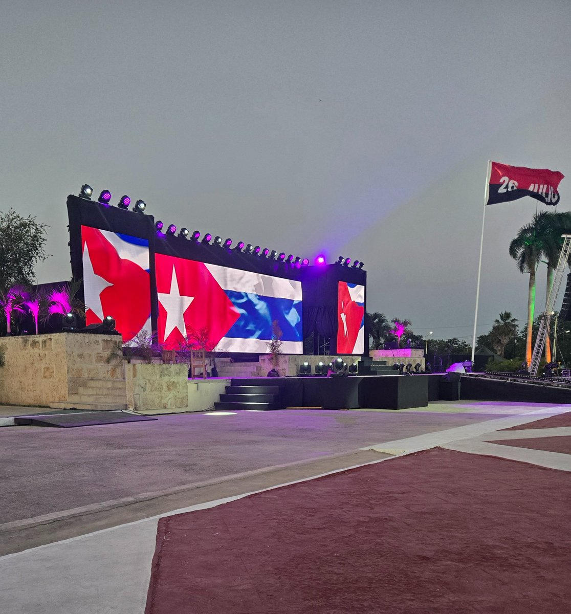 malamazares's tweet image. Lista la Plaza de la Revolución de #CiegoDeAvila para la celebración mañana del Acto Central en ocasion del 72 Aniversario del Asalto a los Cuarteles Moncada y Carlos Manuel de Céspedes.