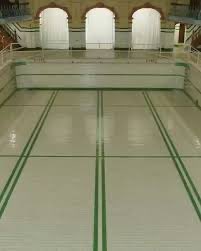 Vi02109's tweet image. I know Kendrick was punching Whitney when he saw a swimming pool that wasn’t full of liquor..alcoholicwife beater