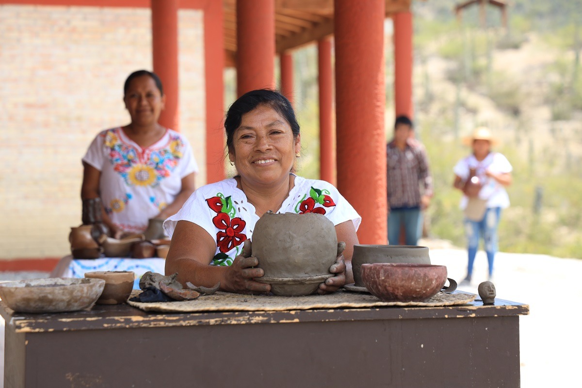 conagua_mx's tweet photo. El acceso al agua también es una forma de justicia social. 💧
En nuestra nueva edición de Somos Conagua te contamos cómo trabajamos para que más personas tengan agua limpia y suficiente, mejorando su calidad de vida.
👀 Échale un ojo aquí: https://t.co/tVXf4E23QZ

#SomosConagua https://t.co/a05TYvaa6r