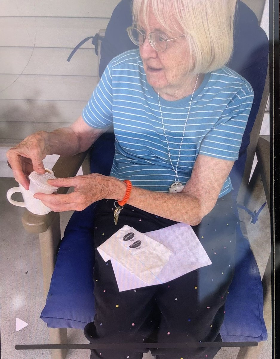 WellesleyPolice's tweet image. MISSING PERSON: Ann Smith, 80 yr old W/F, 5’ 3” w/ short white hair - LSW short sleeve, blue shirt and blk pants, with small, multi-colored dots. Thin, wears glasses. Last seen walking away from 65 Walnut St. (Newton line) around 5:15PM. Call WPD 781.235.1212 with any info.