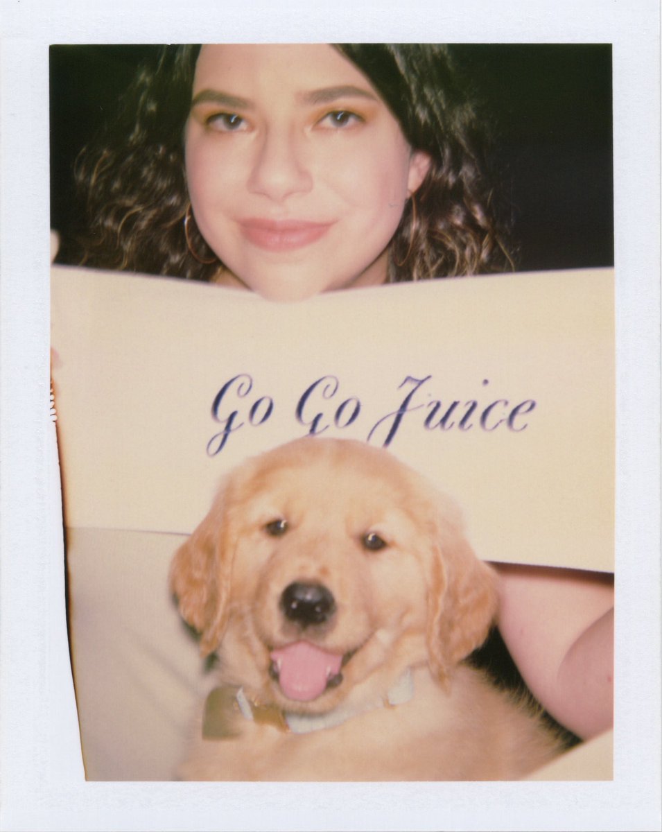 sabrinaupdatehq's tweet image. Track 9 from “Man’s Best Friend” is “Go Go Juice”, revealed by @sithbrinas 🩵