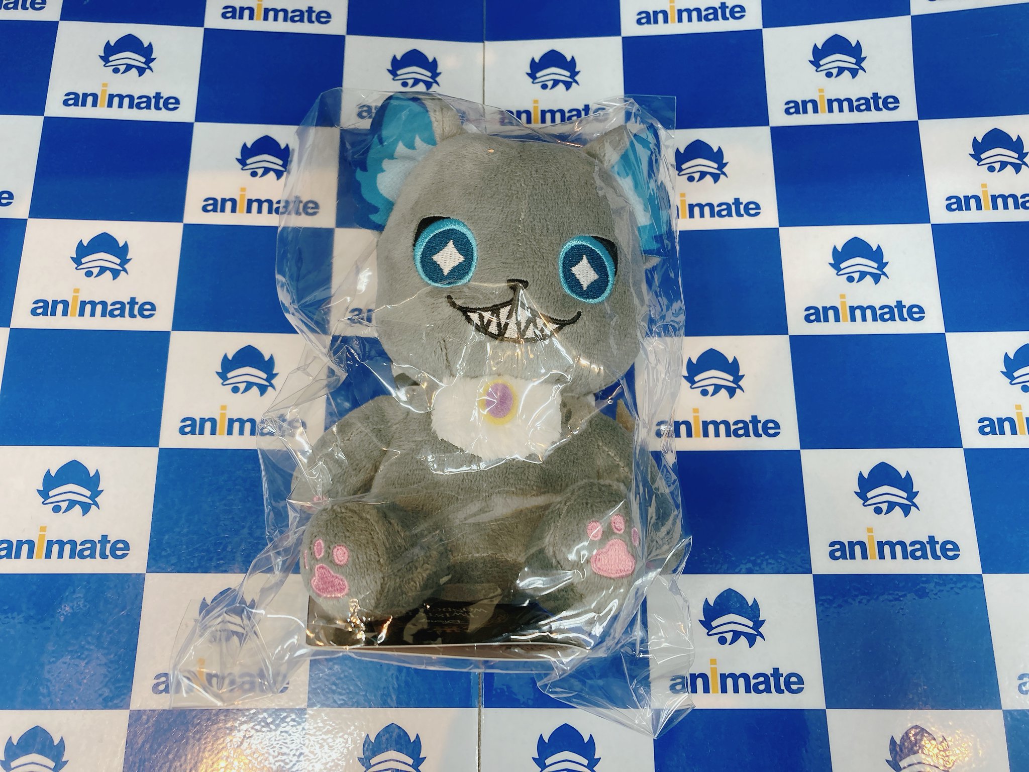 ディズニー ツイステ グリムのお座りぬいぐるみ ストライプリボン ver ディズニー ツイステ グリムのお座りぬいぐるみ ストライプ