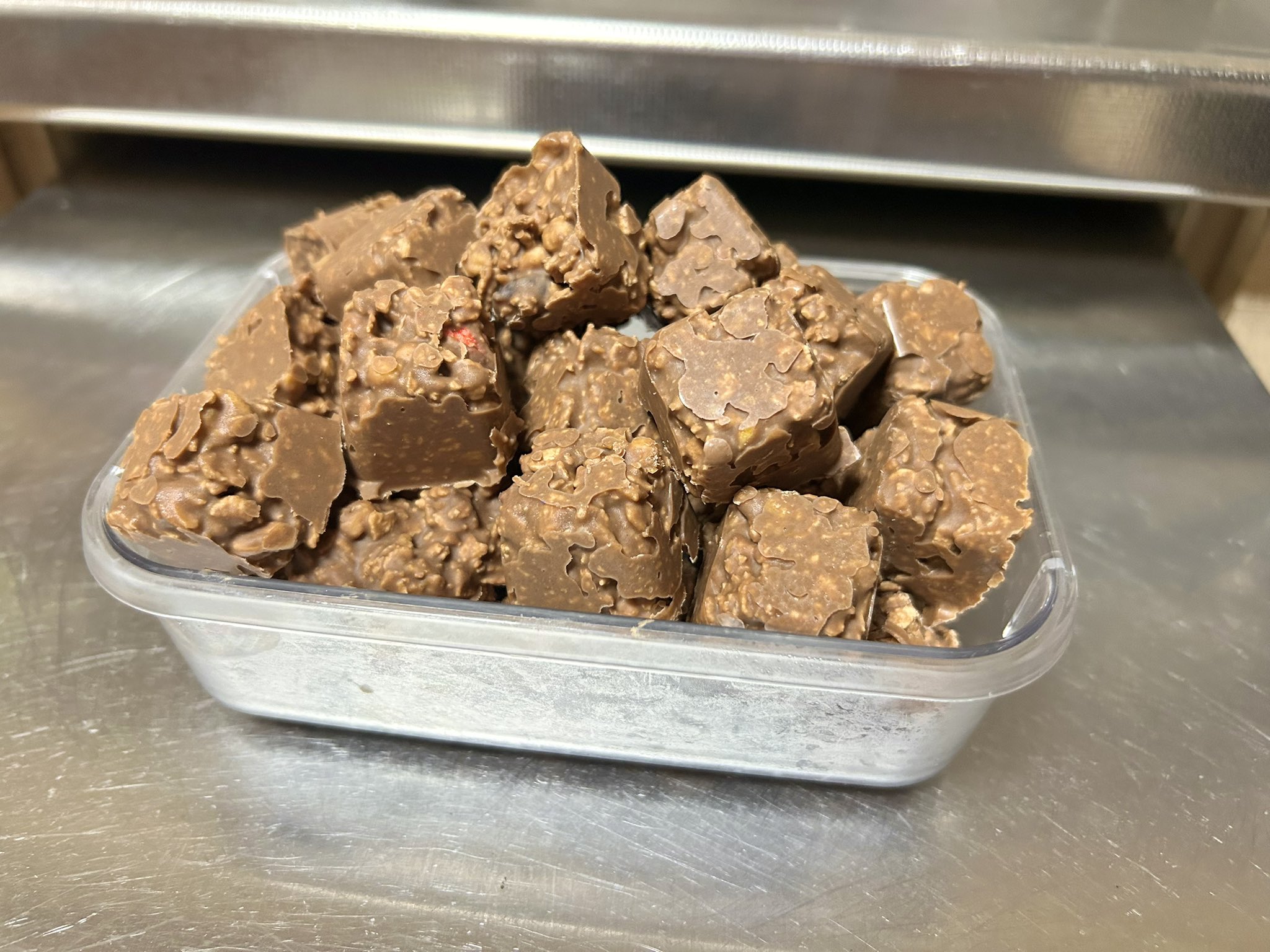 歴代チョコエッグ115個　大量まとめ売り がぱおらいす様専用 歴代チョコエッグ115個 大量まとめ売り