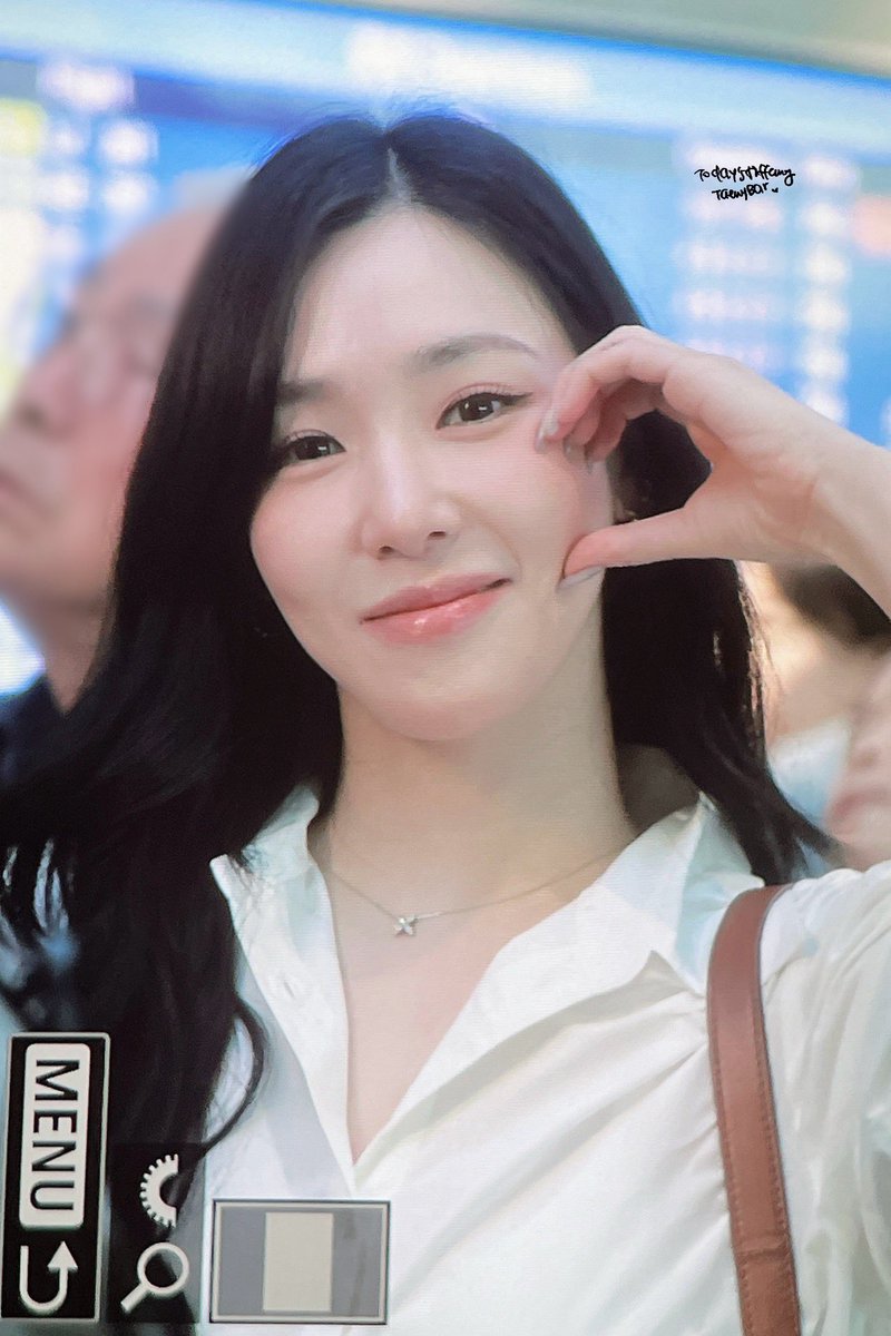 TaeNy_Bar's tweet image. 250726 티파니 출국 프리뷰
언니ㅠㅠ
#티파니 #티파니영 #TIFFANYYOUNG @tiffanyyoung