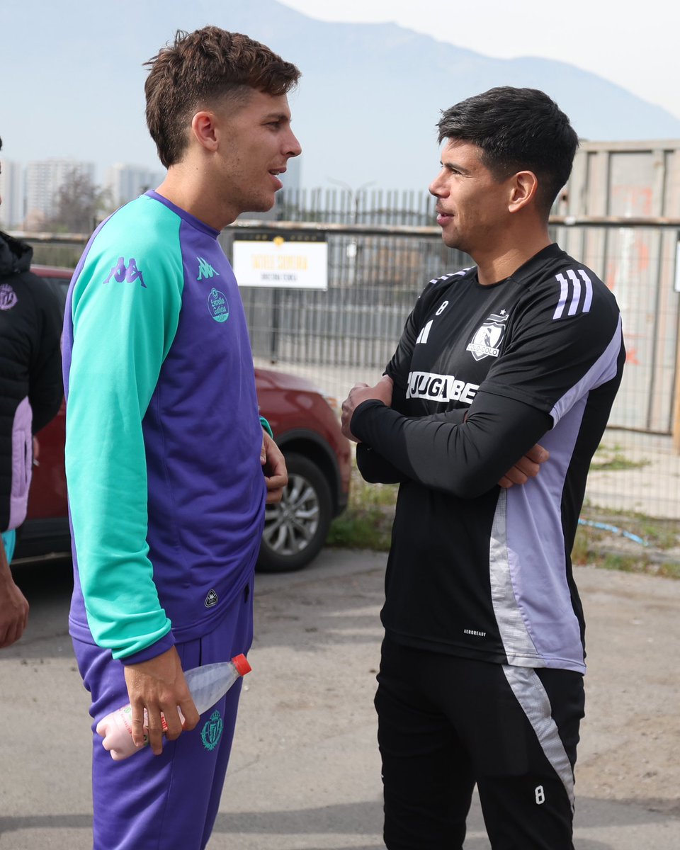 ColoColo's tweet image. Presentación del mural en honor a nuestro fundador David Arellano 🤟🏻🤍🖤

#𝑉𝑎𝑚𝑜𝑠𝐶𝑜𝑙𝑜𝐶𝑜𝑙𝑜 • #𝐶𝑒𝑛𝑡𝑒𝑛𝑎𝑟100