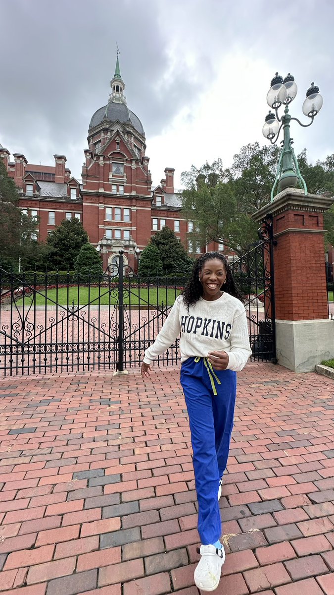 __DestinyGreen's tweet image. Thank you @HopkinsNsurg for an incredible 4 weeks!! Feeling immensely grateful to work alongside such talented residents and faculty ✨ Thank you @BettegowdaMDPHD @DrJudyHuang @TimWithamMD and @DrNTheodore for sharing your department with me!! Sub-I season is off to a great start…