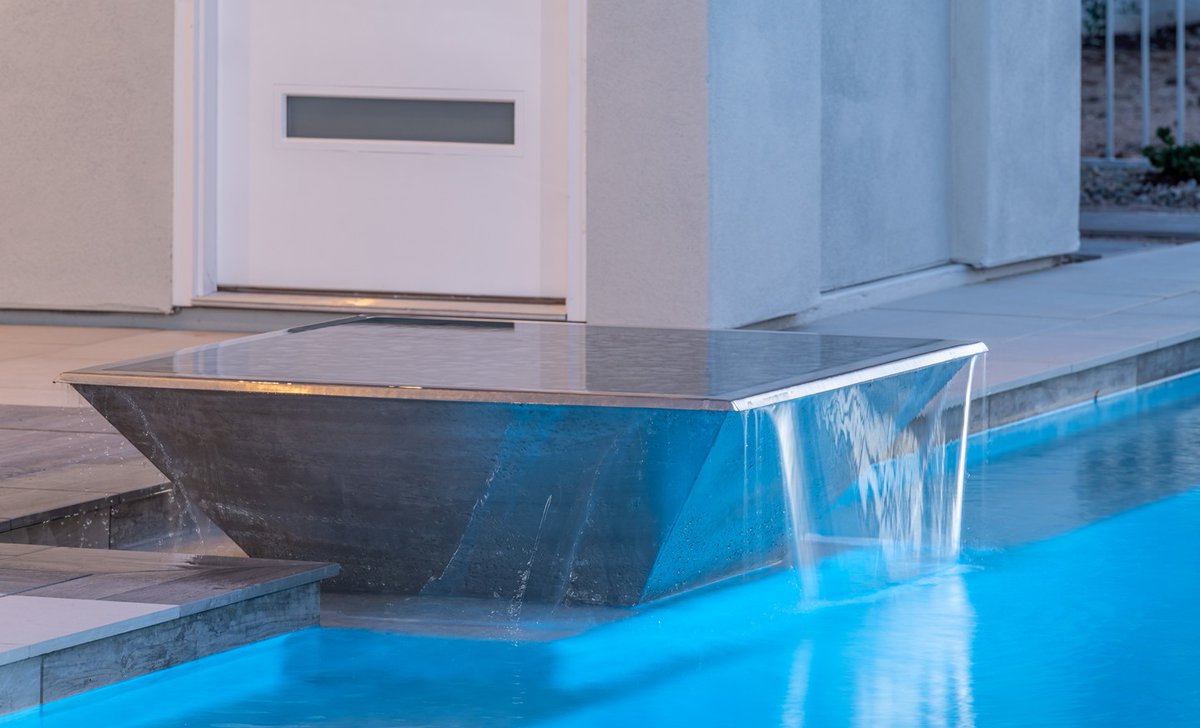 calpool's tweet image. Let's build a backyard that makes every day feel like a Friday.🎉 

With endless design options, our team works hand-in-hand with you to create a paradise tailored to your lifestyle.  

What's a must for your oasis?
bit.ly/4gQICbk

#calpools #arizonapools #azpoolbuilder