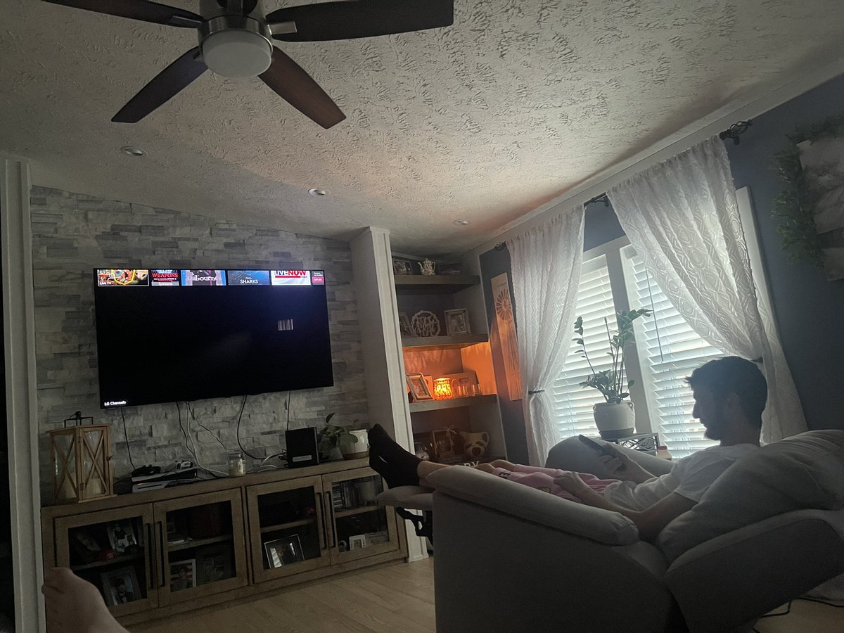 Resignade's tweet image. guys it’s @JustShotz