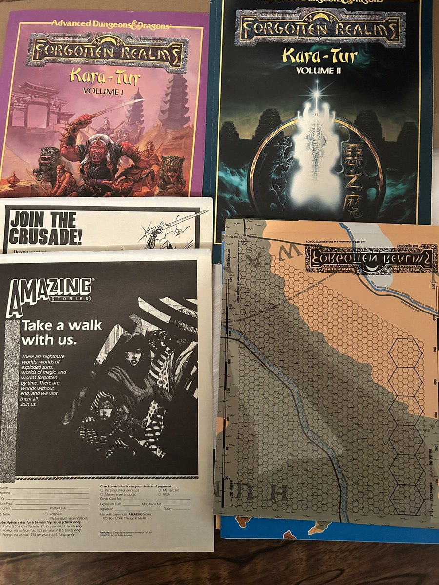 A quick little unboxing from the post below… 