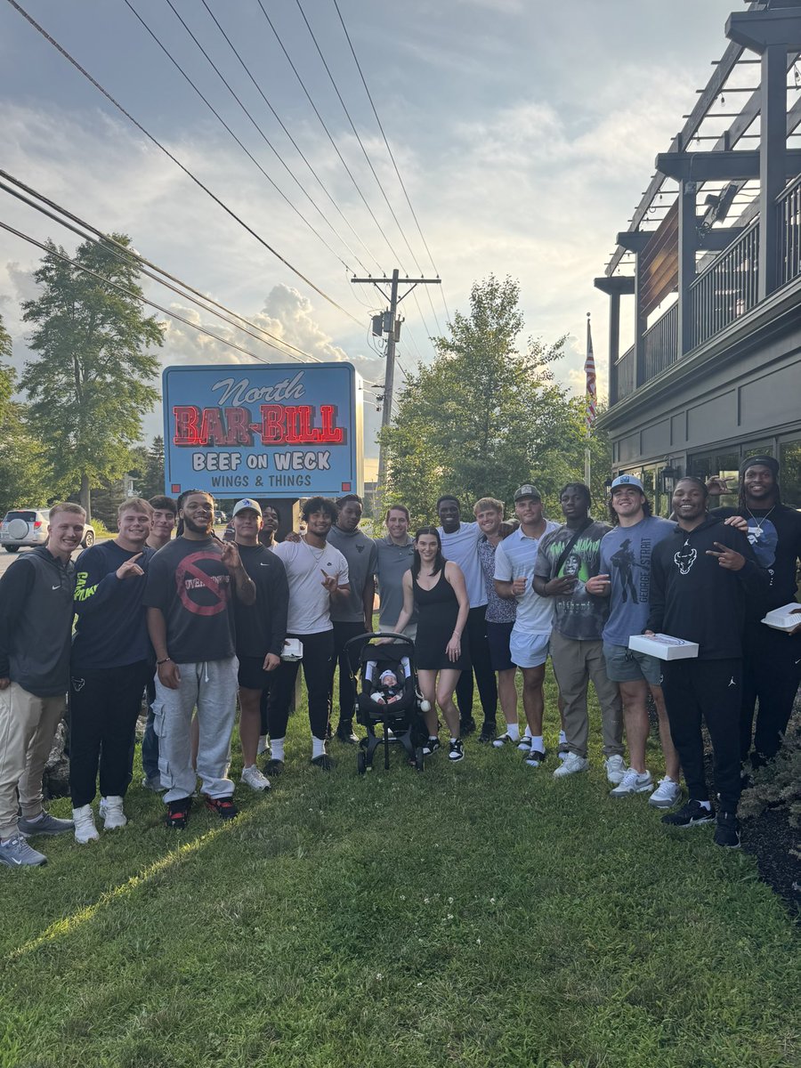 Joe Bowen (@coach_joebowen) on Twitter photo Great night with the LB’s!!! Proud of the WORK they’re putting in this summer📈Almost time to #PutTheBallDown #BULLyBall <a href="/UBFootball/">UB Football</a> Great night with the LB’s!!! Proud of the WORK they’re putting in this summer📈Almost time to #PutTheBallDown #BULLyBall <a href="/UBFootball/">UB Football</a>