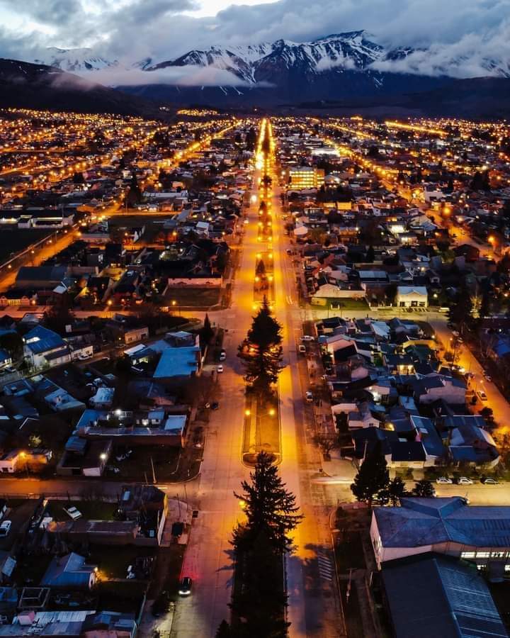 turisargentina's tweet image. Postal Nocturna, de Esquel 🙌💙🇦🇷
Foto compartida por Mirta Susana Echeñique
@TurismoEsquel
