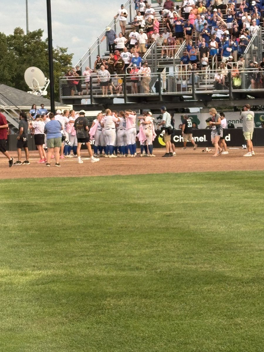 Deron Durflinger (@derondurflinger) on Twitter photo WHAT A GAME! Ava Hohenadel with the walk off homer in the 8th. <a href="/VanMeterDawgs/">VanMeterAthletics</a> win their 2nd consecutive 2A State Championship. #vanmeter #winnerswin #Rolldawgs WHAT A GAME! Ava Hohenadel with the walk off homer in the 8th. <a href="/VanMeterDawgs/">VanMeterAthletics</a> win their 2nd consecutive 2A State Championship. #vanmeter #winnerswin #Rolldawgs