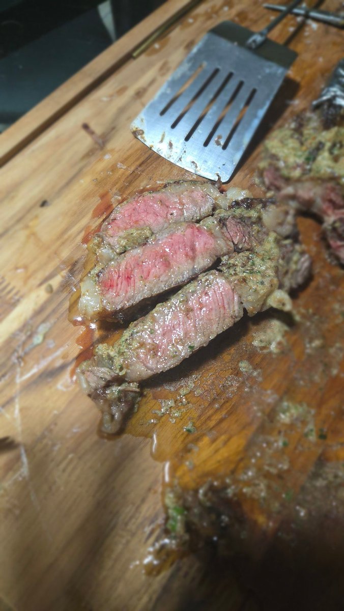 fabaor2's tweet image. Prime Ribe na &quot;butter of the gods &quot;!!! Pqp..demais!!!