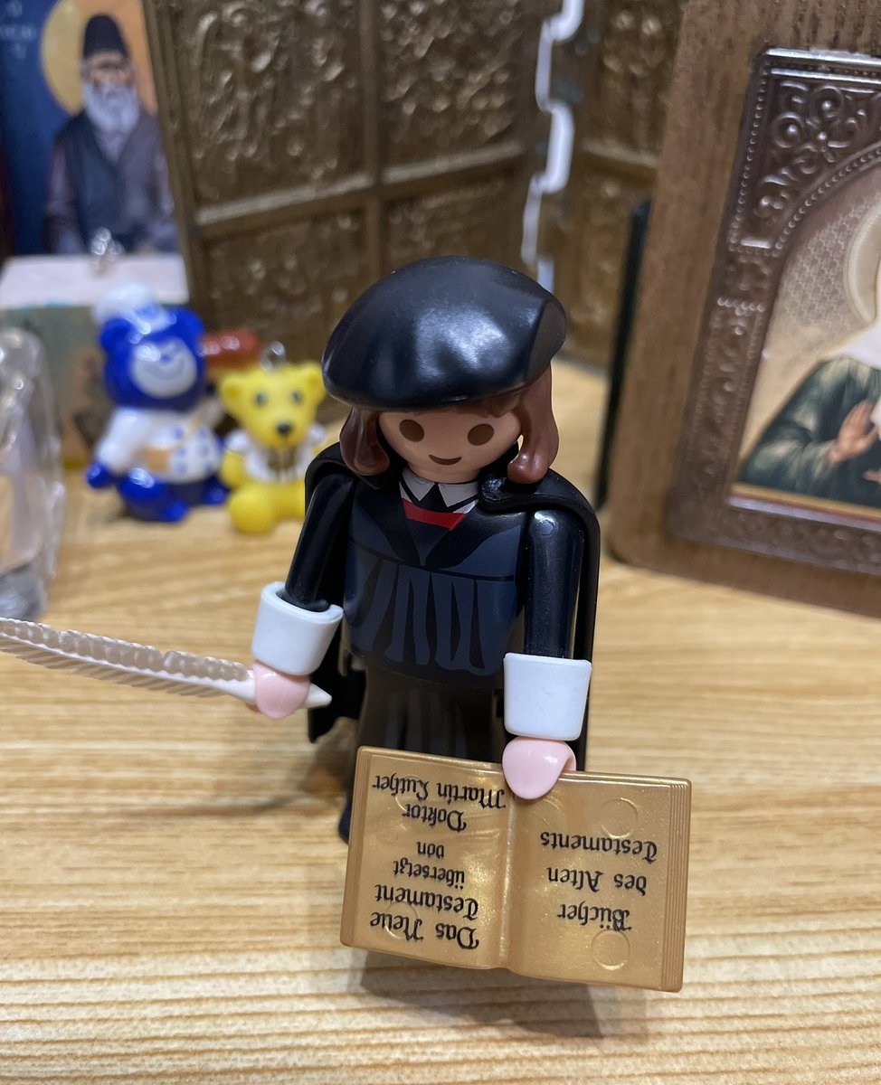 Nicholas199903's tweet image. マルティン・ルターのプレイモービル