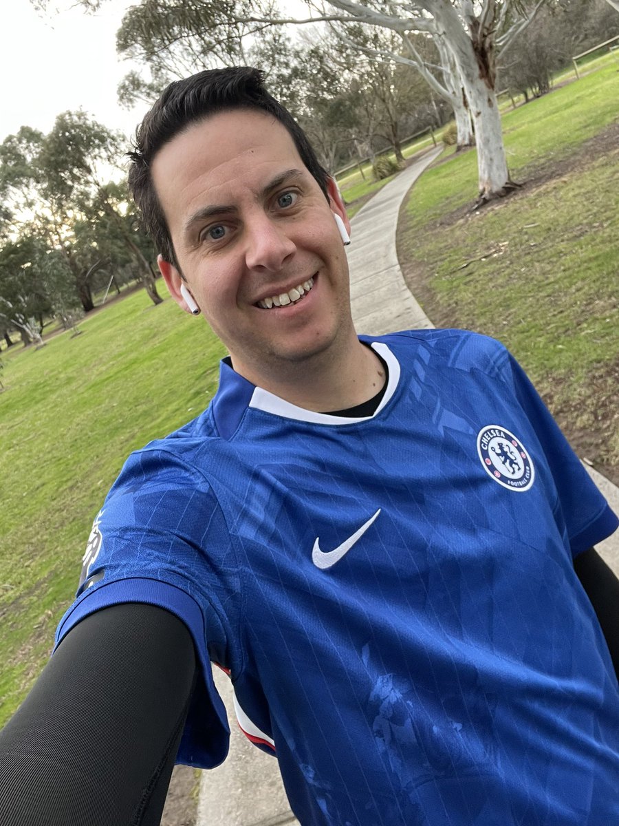 FPLSideNet's tweet image. Today’s Running 🏃🏻♂️ Kit. #️⃣9️⃣9️⃣
The reigning World Champions (I don’t make the rules) new @ChelseaFC Home Kit. Cole Palmer 🏴🇰🇳🥶 10 on the back.
Really like the new design from @nikefootball
1 Running Kit away from 100
👟 14.5km ⏱️89’
#TheRunningKitnerd #Kitnerd #ChelseaFC