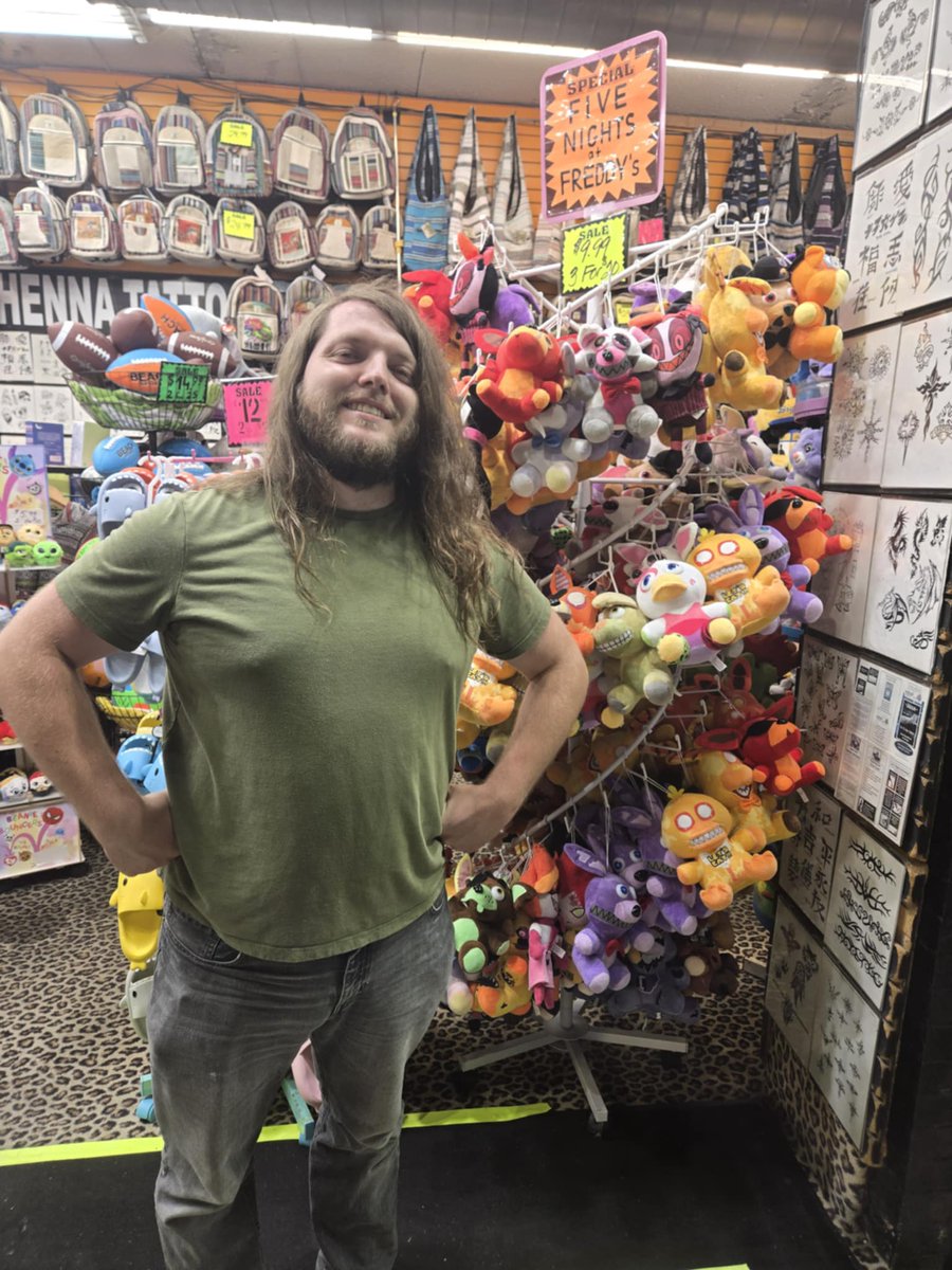 RyeToastYT's tweet image. God bless you bootleg boardwalk fnaf merch