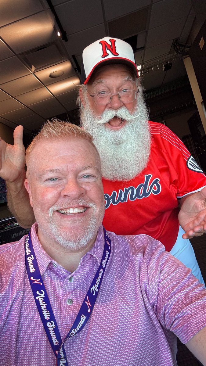 KrisFreemanPA's tweet image. I promise I am on the nice list! @nashvillesounds #PAAnnouncer #SantaClaus