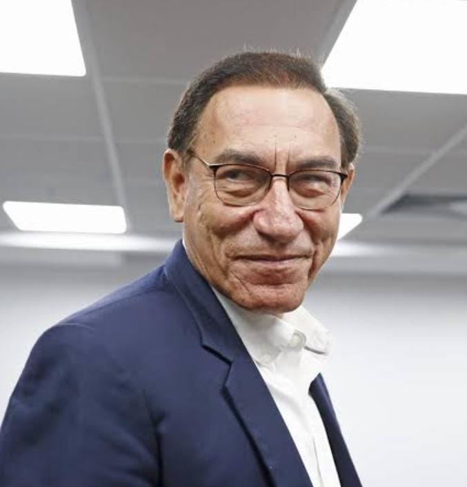 AlonsoRamosG's tweet image. La sombra de la prisión acecha a Martín Vizcarra. Poder Judicial decide nueva audiencia de prisión preventiva para expresidente de la República , investigado por presunto soborno en dos obras cuando se desempeñó como gobernador regional en Moquegua. #OcurreAhora
