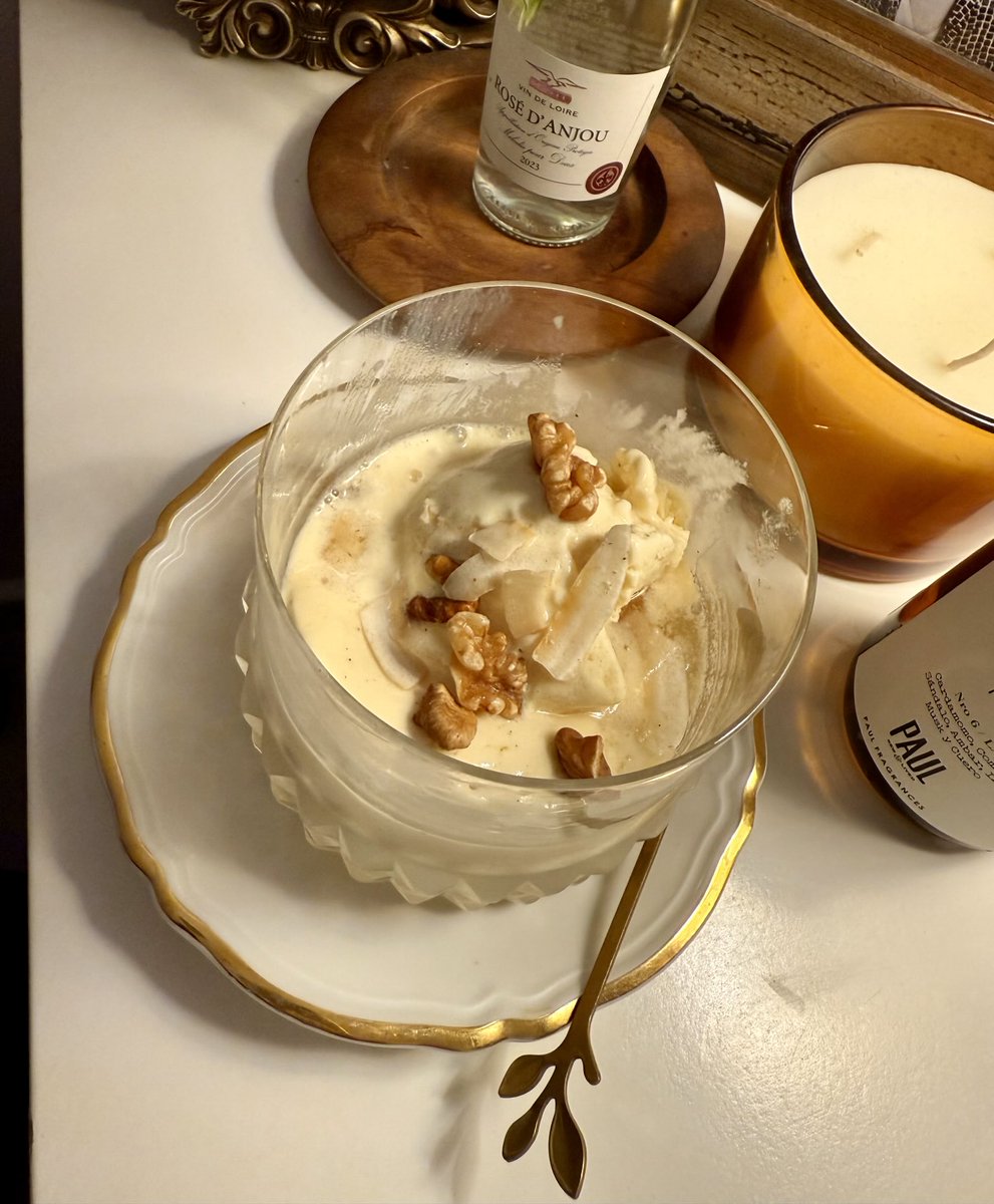 any_contin's tweet image. Ayer affogato hoy Don Pedro 🥃