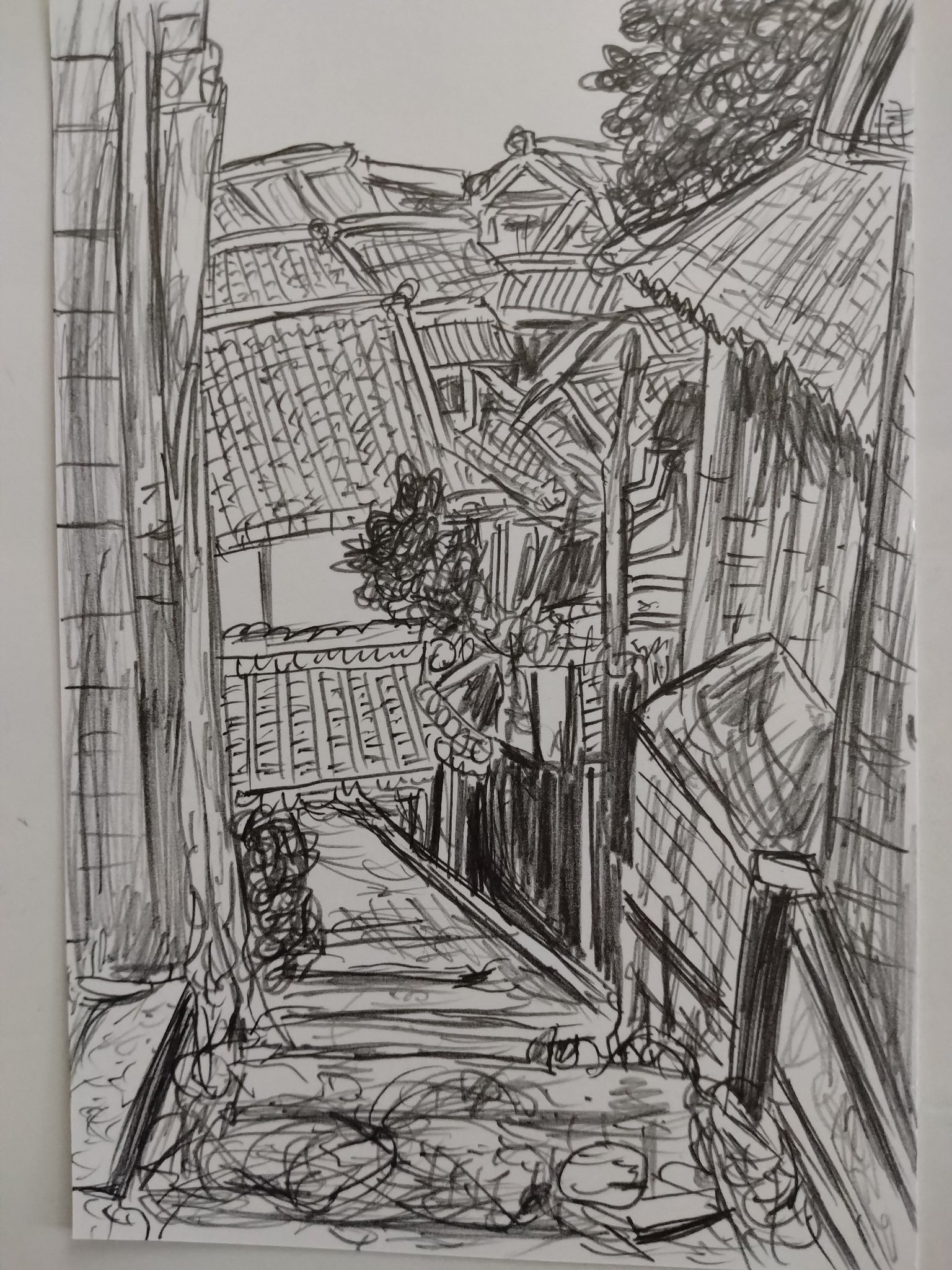 同心円の鉛筆画 A4サイズ Amazon | グラファイトスケッチ鉛筆セット スケッチ鉛筆 描画用
