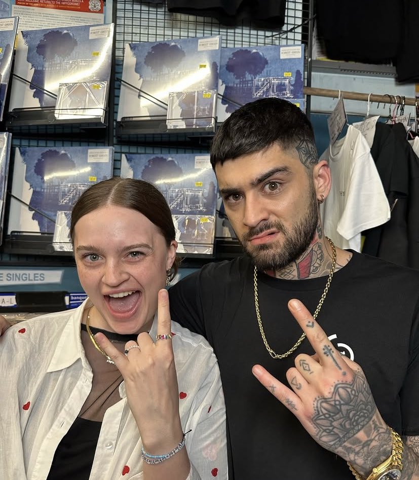 leylaamlk's tweet image. what is she do-
oh okay 🤨🤘🏼