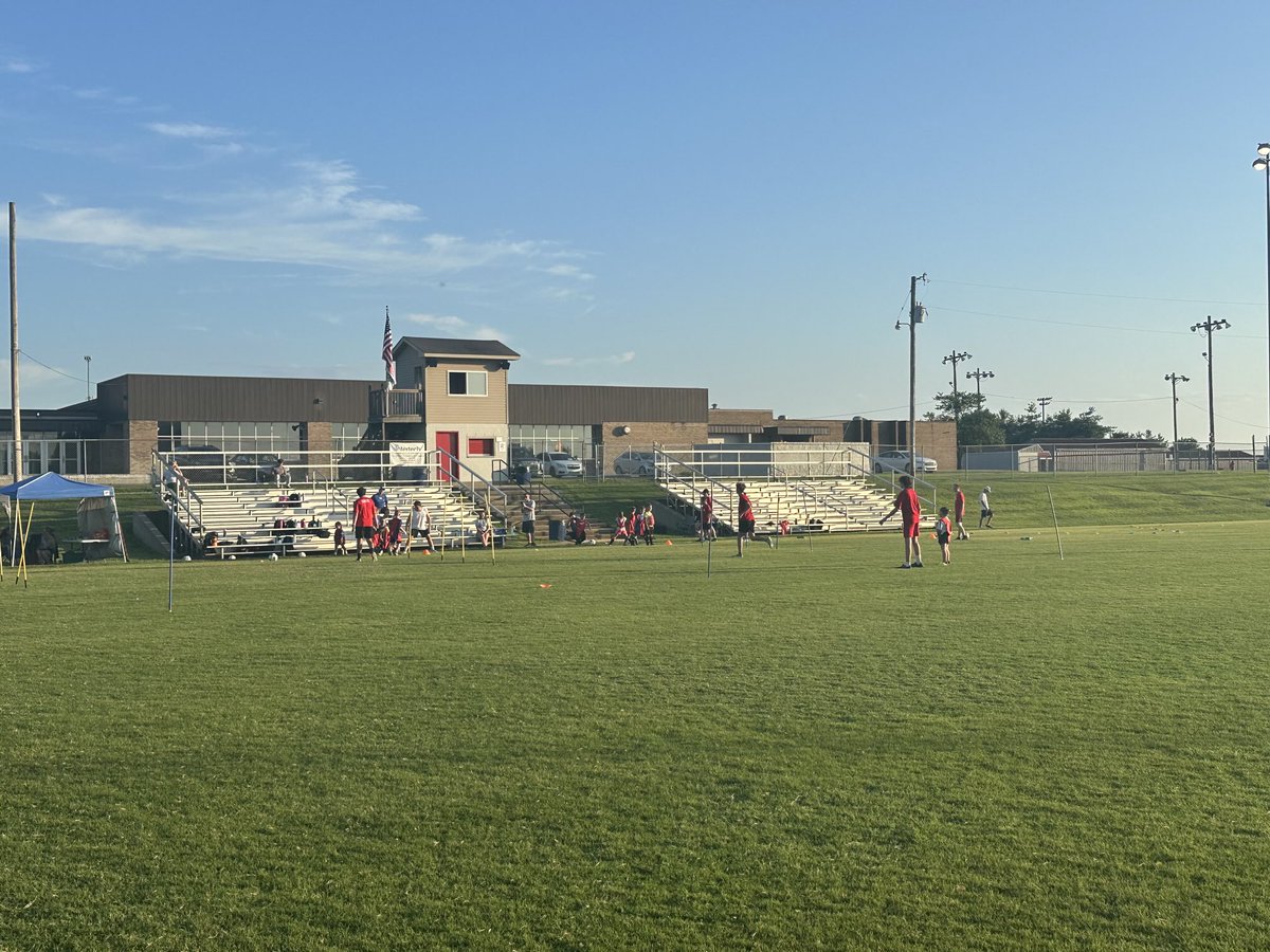 NelsonCoHSAthl1's tweet image. Another busy night of the campus of Nelson Co HS. Youth football practice, youth camp in boys soccer and football, and girls varsity soccer practice. Great facilities allows for these many events to occur. Go Cards.