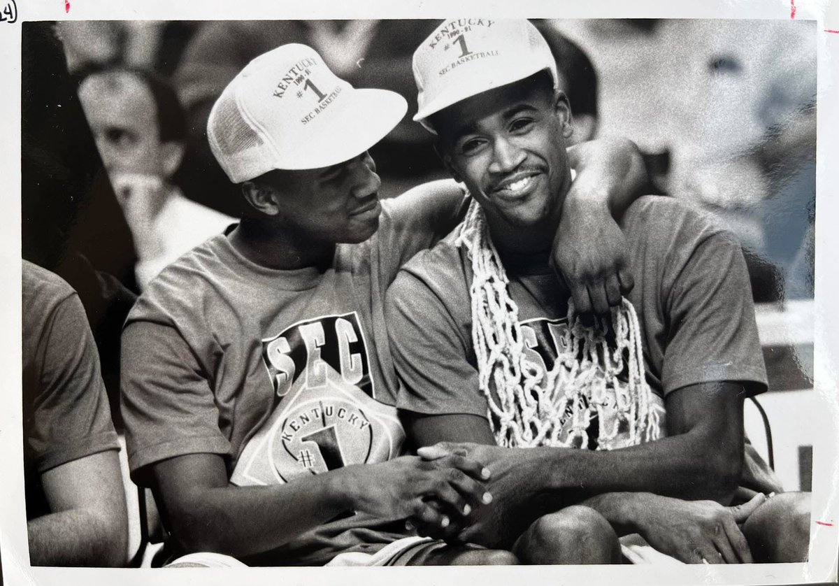 “Hey <a href="/SeanWoods1120/">Sean Woods</a> , you should drop by our space it 10 mins.” 

(Reggie Hanson prolly)