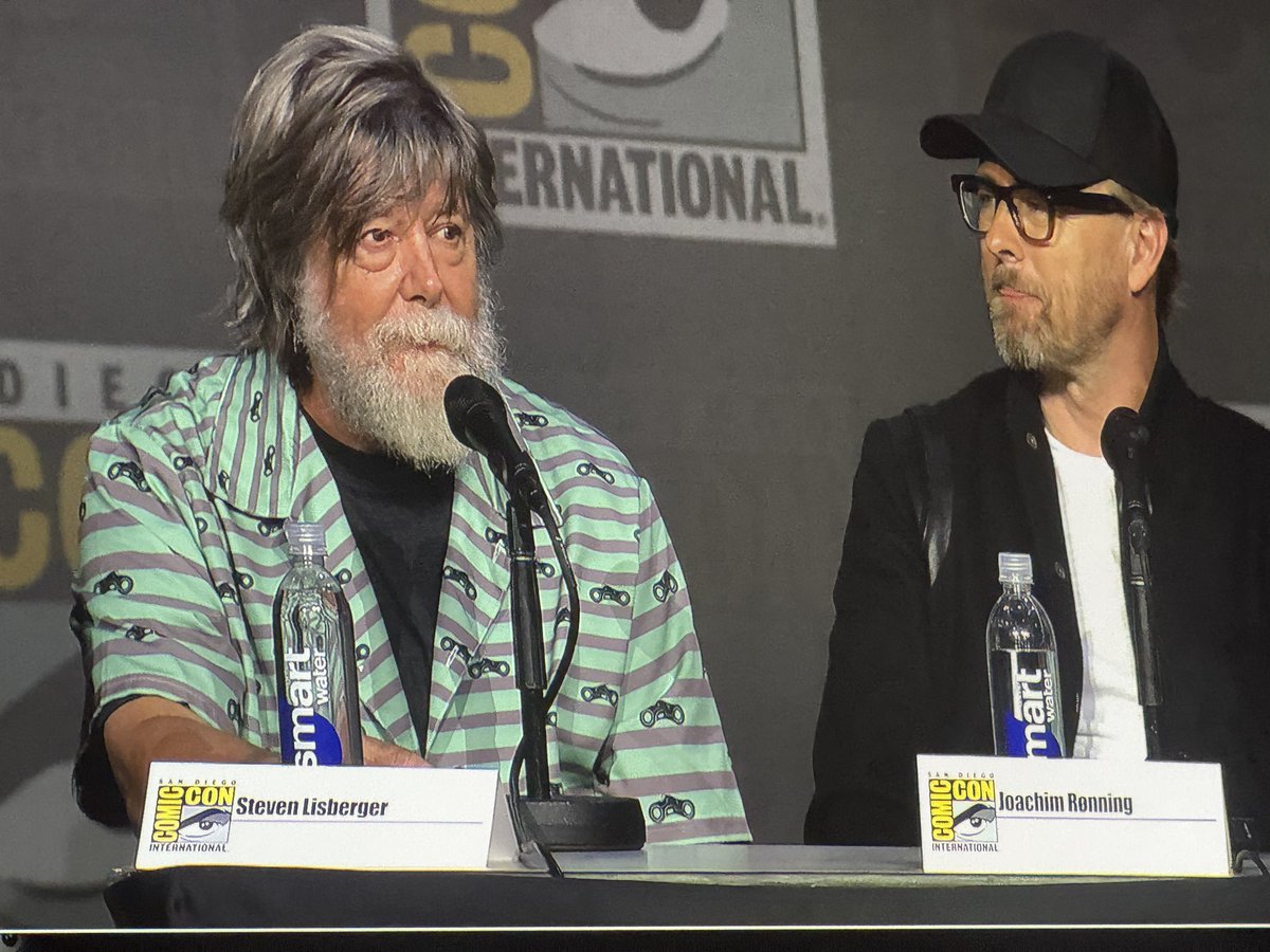 laughing_place's tweet image. Steve Lisberger says TRON wasn't ahead of its time, everyone else was late #SDCC2025