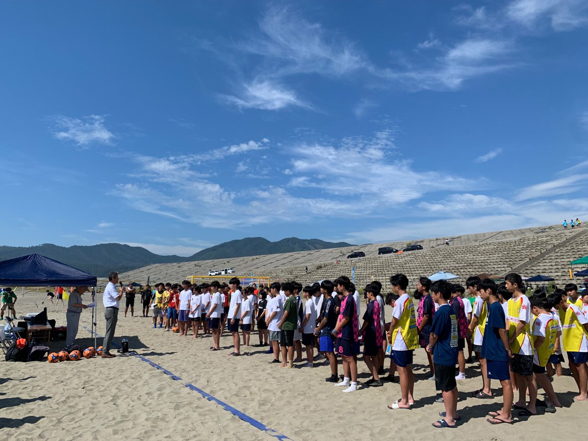 goahead_shigeru's tweet image. Beach-sports Koizumi Great Festival 2025、市長杯ビーチサッカー大会と合わせ全15種類のスポーツやゲームが楽しめます‼️実行委員会の皆さんやビーチクリーンにご協力を頂いた皆さん有難うございます🙇🏼‍♂️本吉タクシーさんは移動販売車を新導入、冷たいものやお弁当などを用意してお待ちしてます🏖️🏄