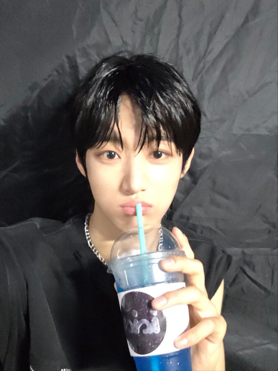 Yonghoon. tweet media