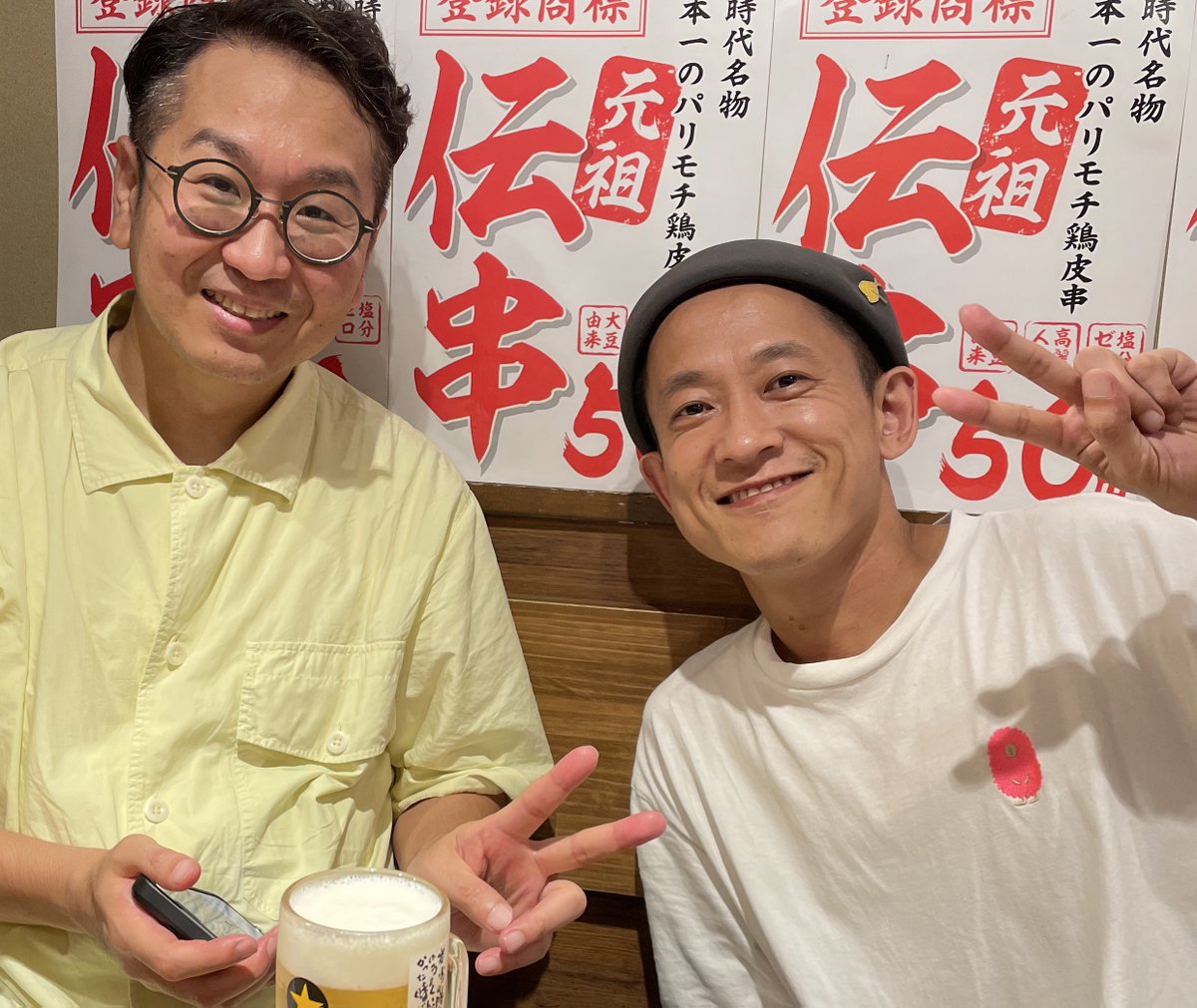 コードデザインスタジオ 𝕮𝕙𝕠𝕣𝕕 𝕕𝕖𝕤𝕚𝕘𝕟 𝕤𝕥𝕦𝕕𝕚𝕠 (@chord87) on Twitter photo 23日は、ネビュラエンタープライズさん(<a href="/nevula_prise/">ネビュラエンタープライズ</a>)で行われた藤尾勘太郎さんのトークイベント『宣伝美術会議』を聴講しに亀戸へ。第2回のゲストはデザイン太陽と雲の立花和政さん!貴重なお話を沢山聞く事ができましたがそれでもアっという間の2時間でした! 23日は、ネビュラエンタープライズさん(<a href="/nevula_prise/">ネビュラエンタープライズ</a>)で行われた藤尾勘太郎さんのトークイベント『宣伝美術会議』を聴講しに亀戸へ。第2回のゲストはデザイン太陽と雲の立花和政さん!貴重なお話を沢山聞く事ができましたがそれでもアっという間の2時間でした!