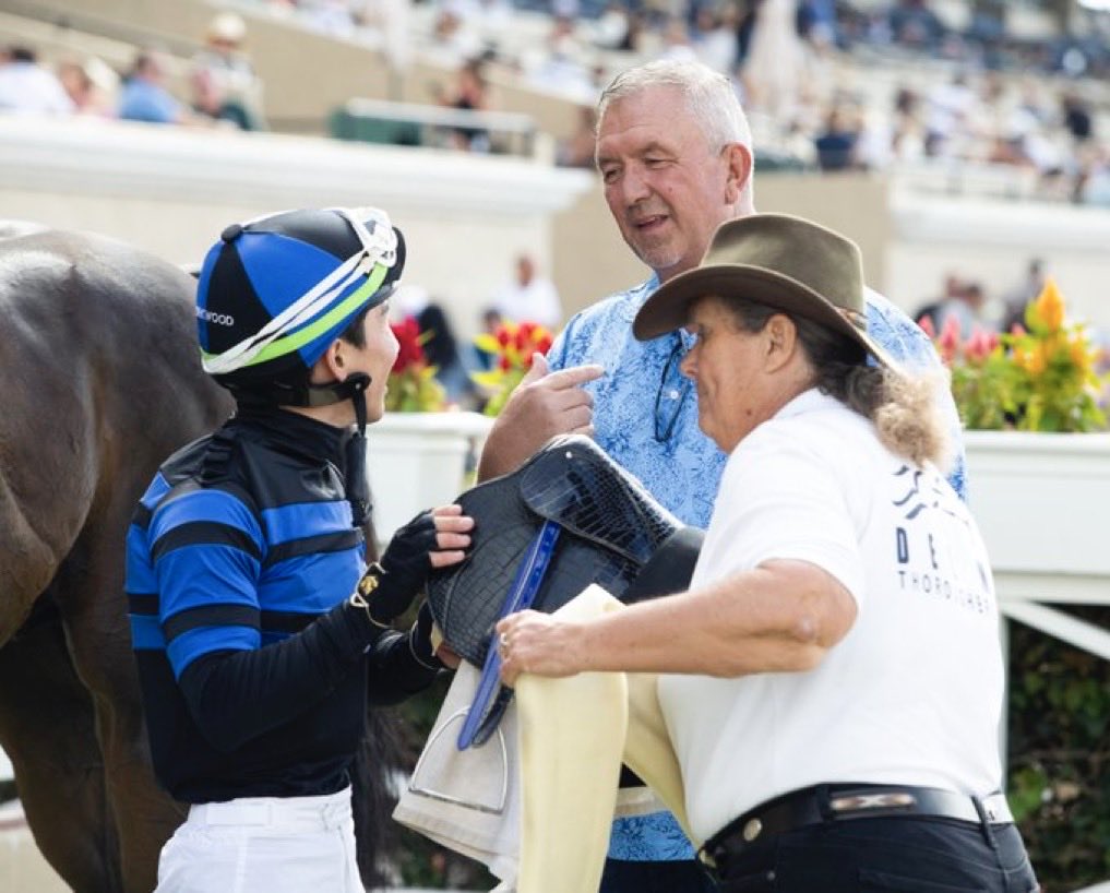 Cougzag's tweet image. Thank you to trainer Mark Glatt for the two bagger today @DelMarRacing taking both halves of the #DailyDouble with #CLAMPETT & #SMARTCODE @kazushi0096 @benoitphoto_