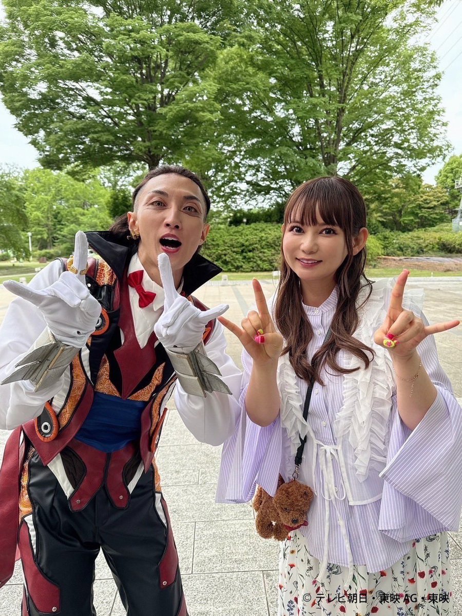 shoko55mmts's tweet image. ファイヤキャンドルさまと記念写真!
負けは知らねェ、容赦もねェ。ブライダン特攻隊長、不敗のファイヤキャンドル!!俺の炎で浄化してやる!
ナンバーワン戦隊ゴジュウジャー映画で
同じ画角でご一緒してます!
ぜひみてね!!
