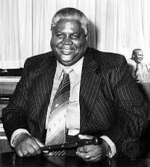 ZimbabweFreedo1's tweet image. Headline:- ZANU PF banned ZAPU and forced a Unity Accord
Context:- ZANU PF wanted a 1 party state
In the 1985 presidential election, representatives of the Zimbabwe African National Unity party (ZANU) intimidated members of the oppositional party, the Zimbabwe African…