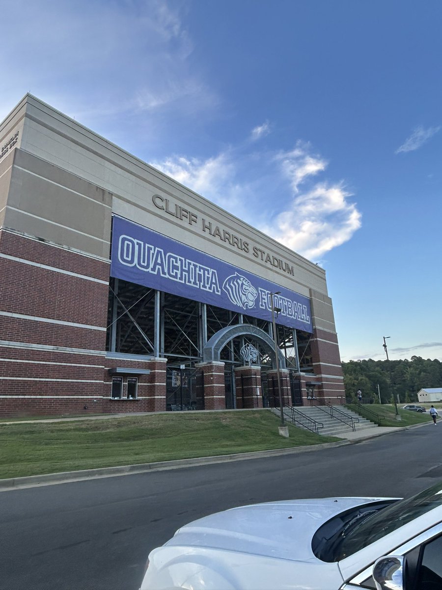 Kenneth Bowers (@kenneth09863772) on Twitter photo Had a great time learning and perfecting my craft at OBU today! Thanks <a href="/CoachShock_OBU/">Brett Shockley</a> and <a href="/OuachitaFB/">Ouachita Football</a> for a great time. <a href="/hunterjackson51/">Hunter Jackson</a> <a href="/CabotFB/">Cabot Football</a> #recruitcabot Had a great time learning and perfecting my craft at OBU today! Thanks <a href="/CoachShock_OBU/">Brett Shockley</a> and <a href="/OuachitaFB/">Ouachita Football</a> for a great time. <a href="/hunterjackson51/">Hunter Jackson</a> <a href="/CabotFB/">Cabot Football</a> #recruitcabot