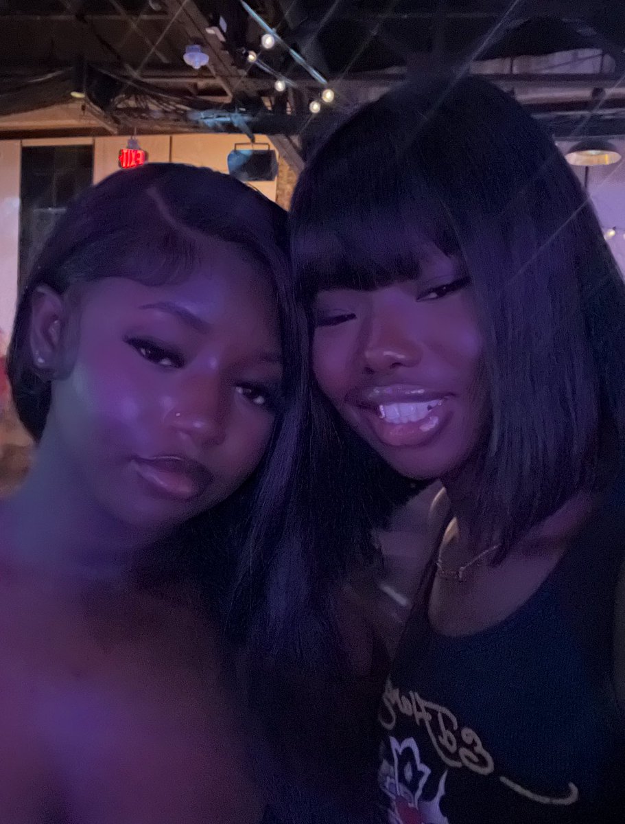 sister sister👯‍♀️