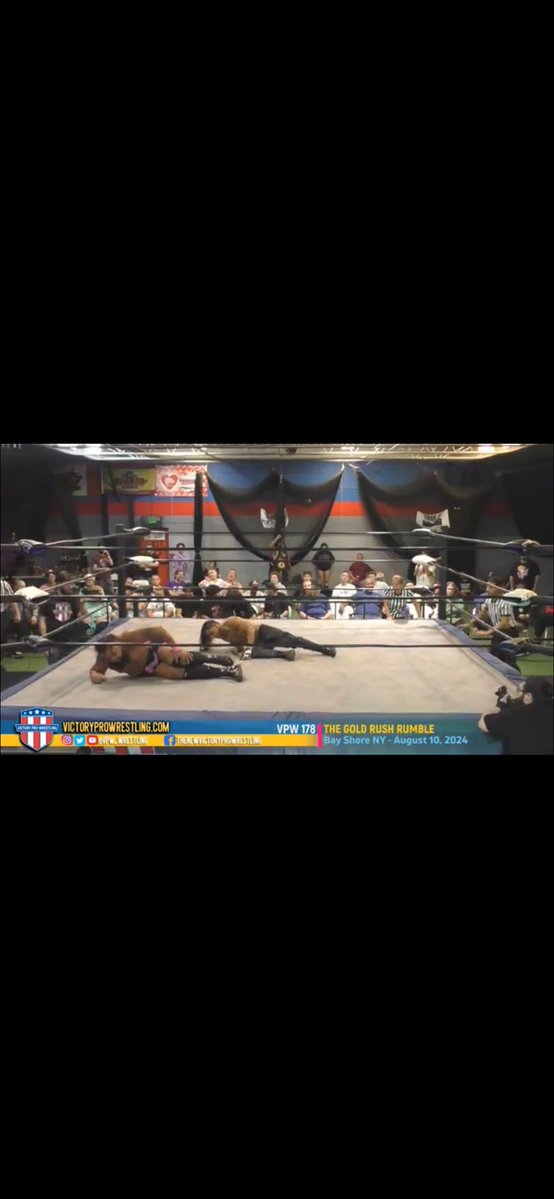 AJForU2C's tweet image. First pic: the injury that ended everything.
Second: the flier for my return.

They said the story was over—turns out it was just the intermission.

This comeback means everything. I’m finishing what I started. Let’s go. ❤️
#Comeback #FinishTheStory
