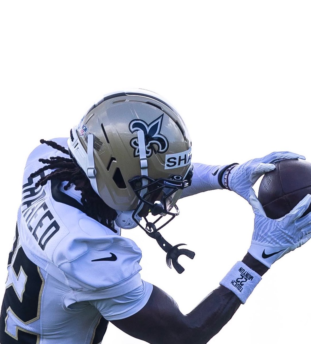 ihatebbls's tweet image. Chris Olave & Rashid Shaheed are wearing an arm band with “Touch Munyun” on it with their numbers 💰🔥