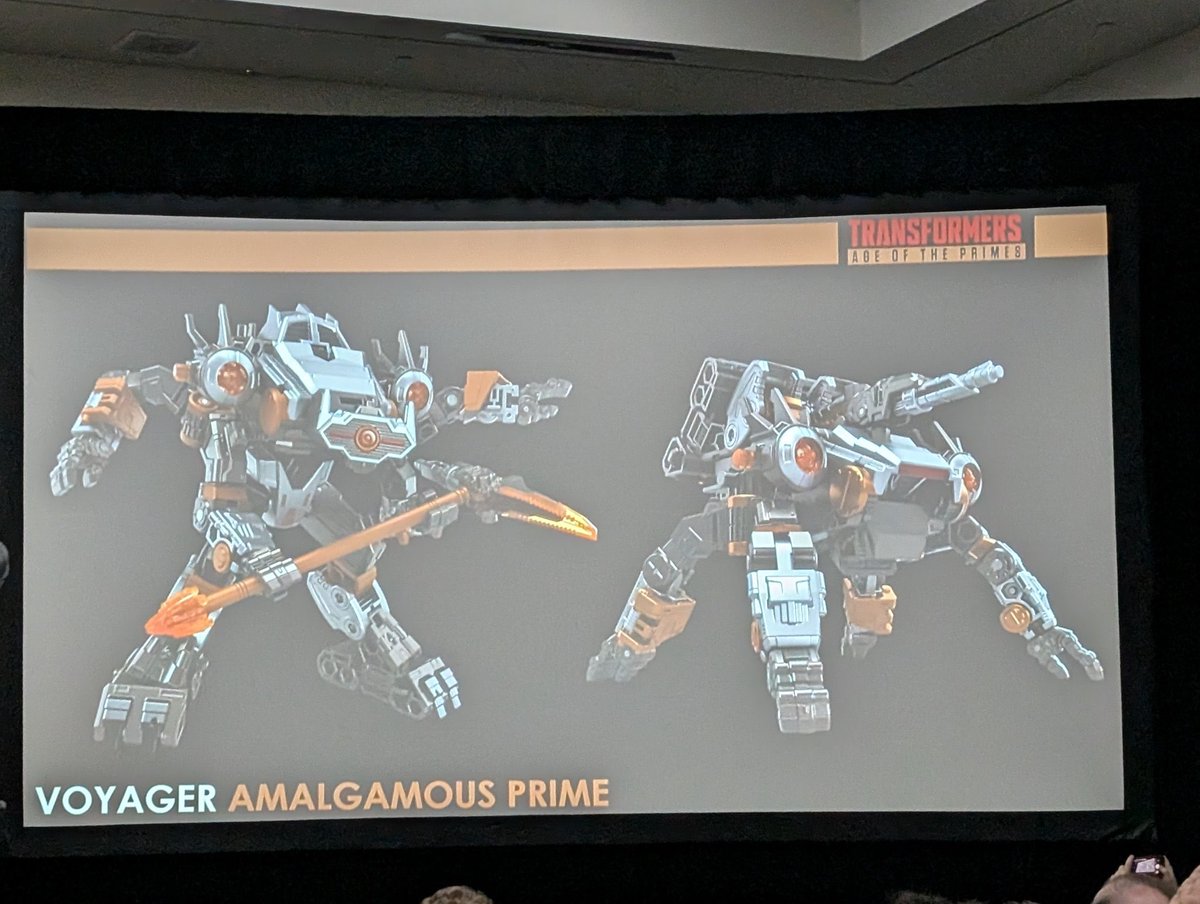 JesseWittenrich's tweet image. Black and purple as Fistfight. Especially if the arms can peg and unpeg for two to four arms