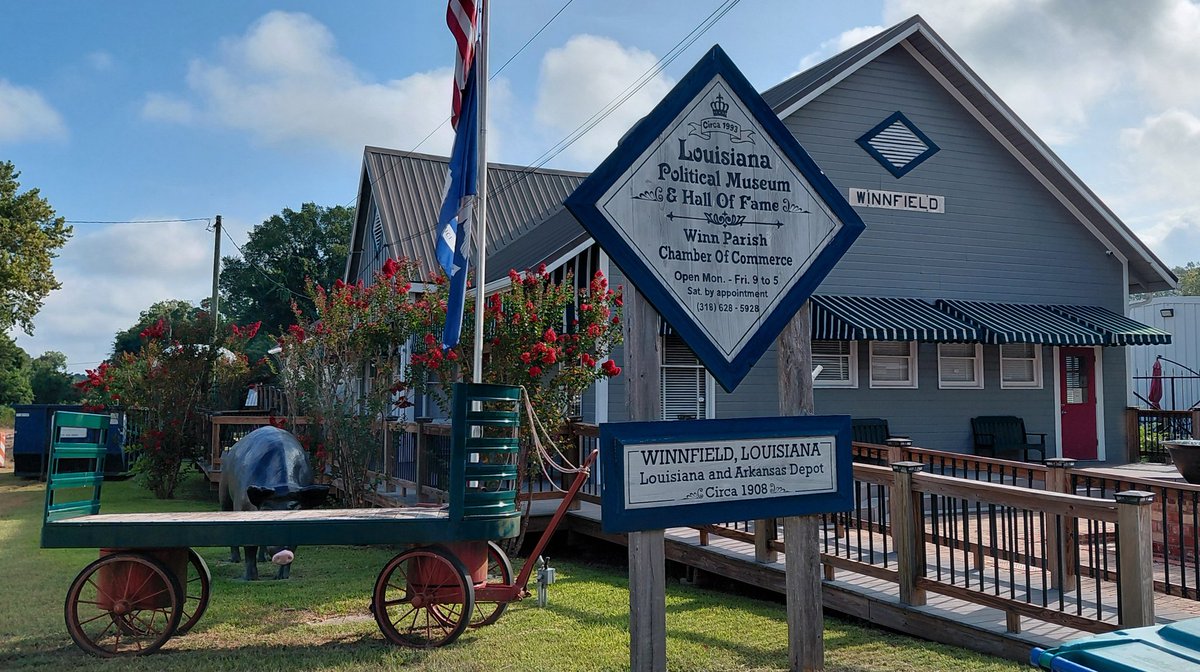nolacampanella's tweet image. Sheriff Harry Lee's display at the Louisiana Political Museum and Hall of Fame in Winnsfield.