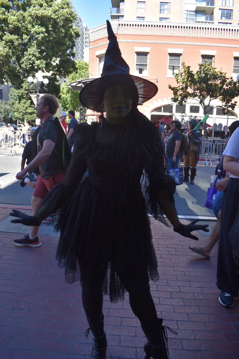 ToonamiSquad's tweet image. Elphaba, the Wicked Witch of the West. #Wicked #SDCC #SDCC2025