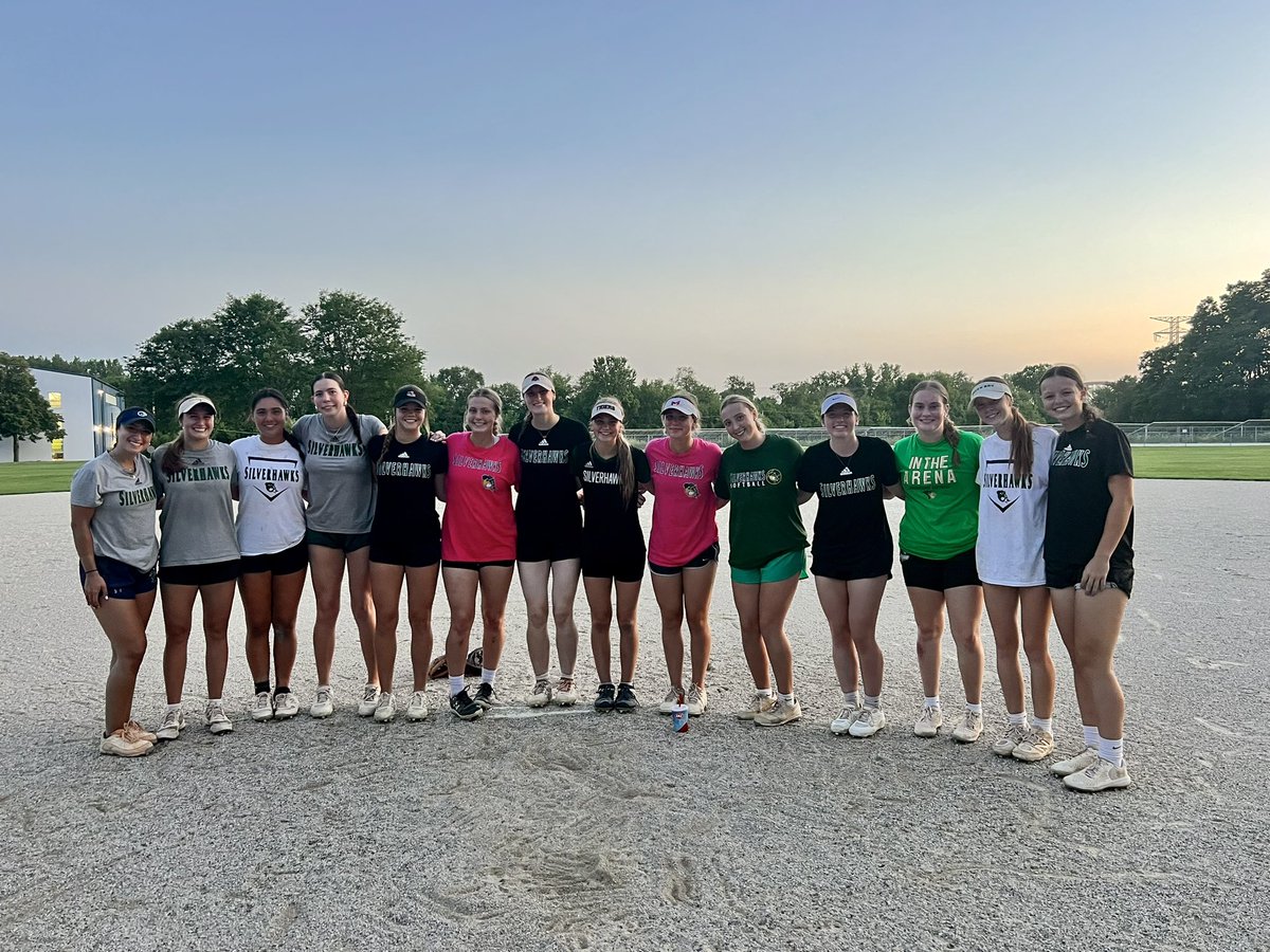 Lauren McNulty (@coach_mcnulty) on Twitter photo Last full team practice!!! Not pictured - ice cream, record best 4 corners and Coach Ron! ๐
<a href="/SilverHawkSball/">Silver Hawks</a> Last full team practice!!! Not pictured - ice cream, record best 4 corners and Coach Ron! ๐
<a href="/SilverHawkSball/">Silver Hawks</a>