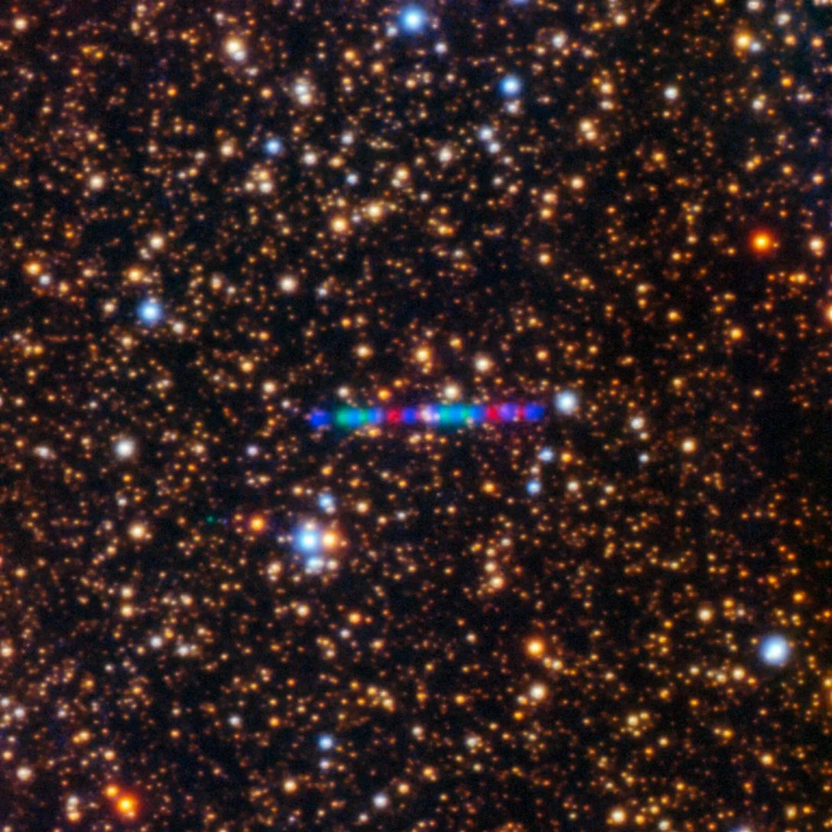 OVNIS_UFOs's tweet photo. 🛸👽⚠️🚨🇺🇸 Un misterioso objeto visto en el espacio podría ser una "#nave #espacial #hostil #alienígena" programada para atacar nuestro planeta en noviembre, los astrofísicos de 🦎#Harvard le dicen a NYP
Esto ocurre solo unas horas después de que #Trump dijo que un presidente de #Harvard está en la lista de 🇮🇱#Epstein 🤣
"Las consecuencias, si la hipótesis resulta correcta, podría ser grave para la humanidad", dijeron los científicos.
https://t.co/obiY7MFVfk