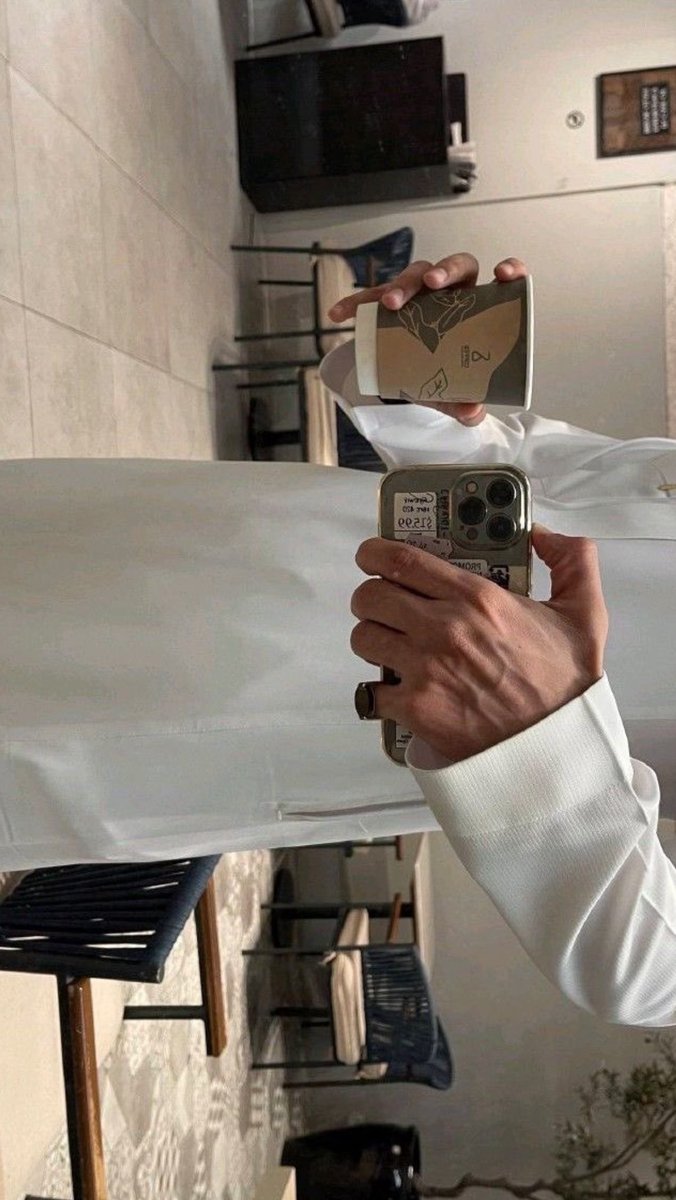 القهوه رغم مرارتها ما سألتني ليه لحالي ولا قالت لي: متى تتزوج؟